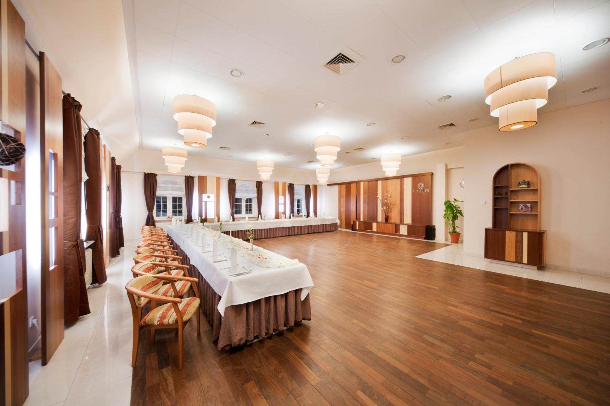 Hotel Vivaldi Карпач Екстериор снимка
