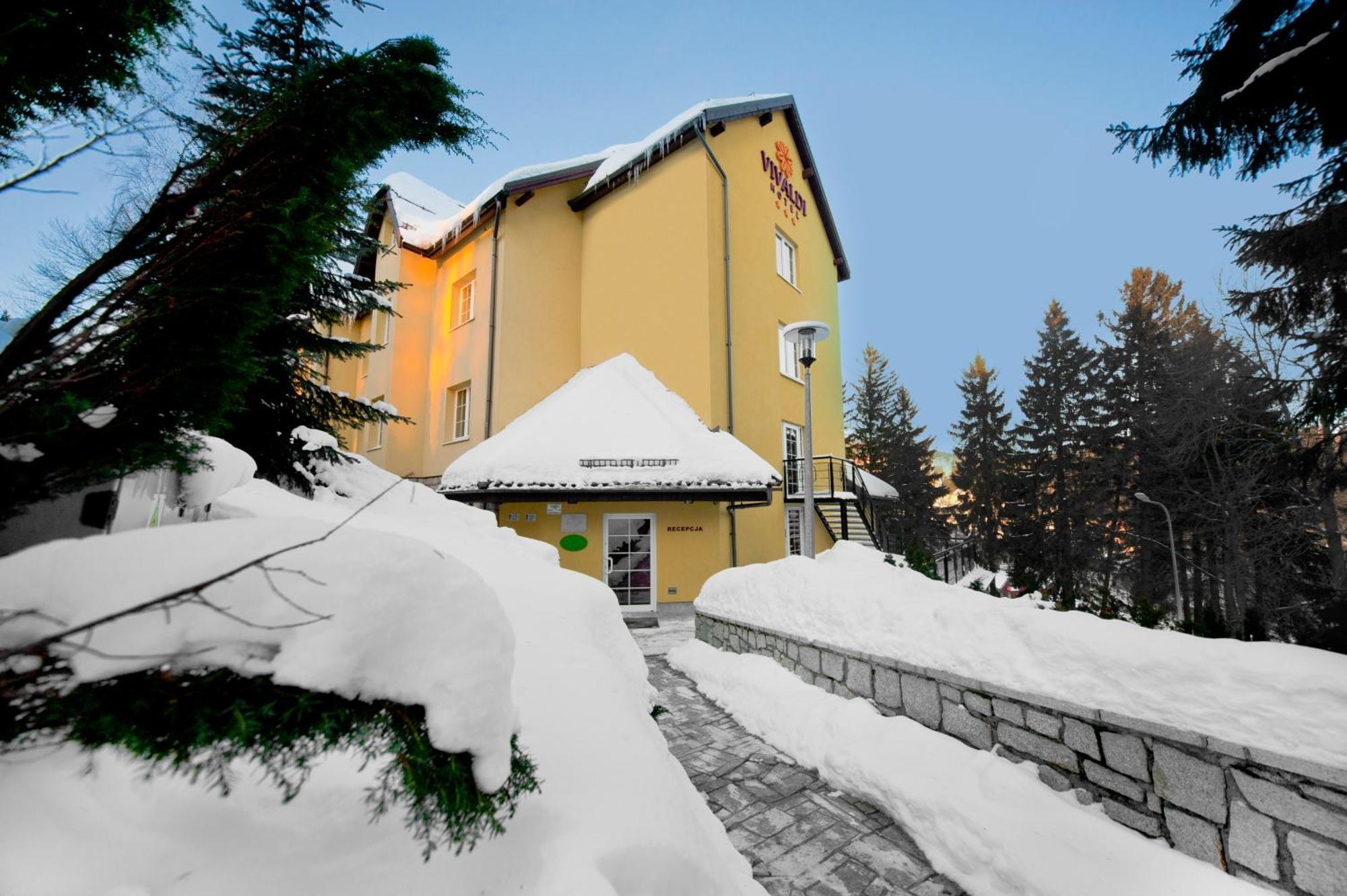 Hotel Vivaldi Карпач Екстериор снимка
